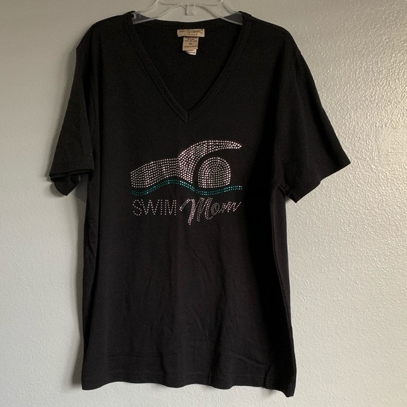 Isaac’s Designs Casuals Swim Mom Bling T-shirt - Picture 1 of 3